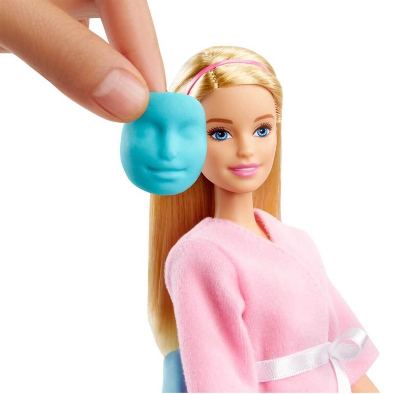 Barbie Yüz Bakımı Yapıyor Oyun Seti Barbie Yüz Bakımı Yapıyor Oyun Seti