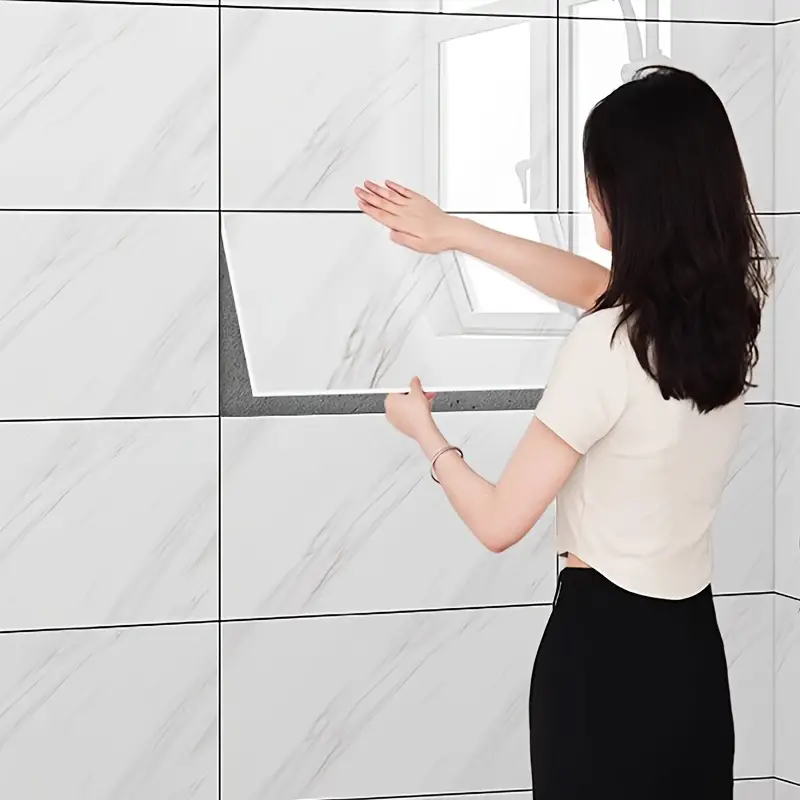 Beyaz Mermer Desenli Alüminyum Plastik Duvar Stickerı Beyaz Mermer Desenli Alüminyum Plastik Duvar Stickerı