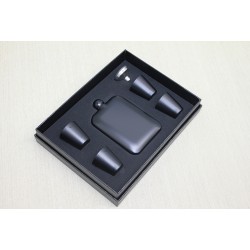 4 Shot Bardaklı Matara Seti Siyah 