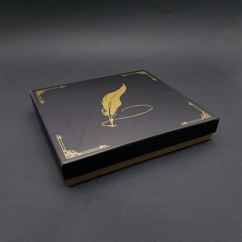 Tüylü Kalem Tasarımlı Hediye Kutusu Tüylü Kalem Tasarımlı Hediye Kutusu