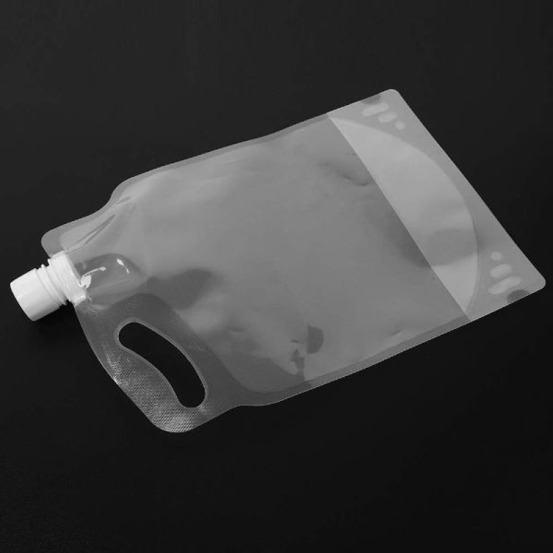 Plastik Kapaklı Su Torbası 1 Litre Plastik Kapaklı Su Torbası 1 Litre