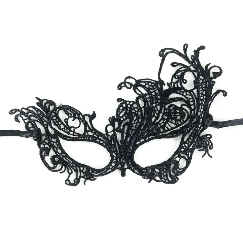Siyah Dantel İşlemeli Parti Maskesi