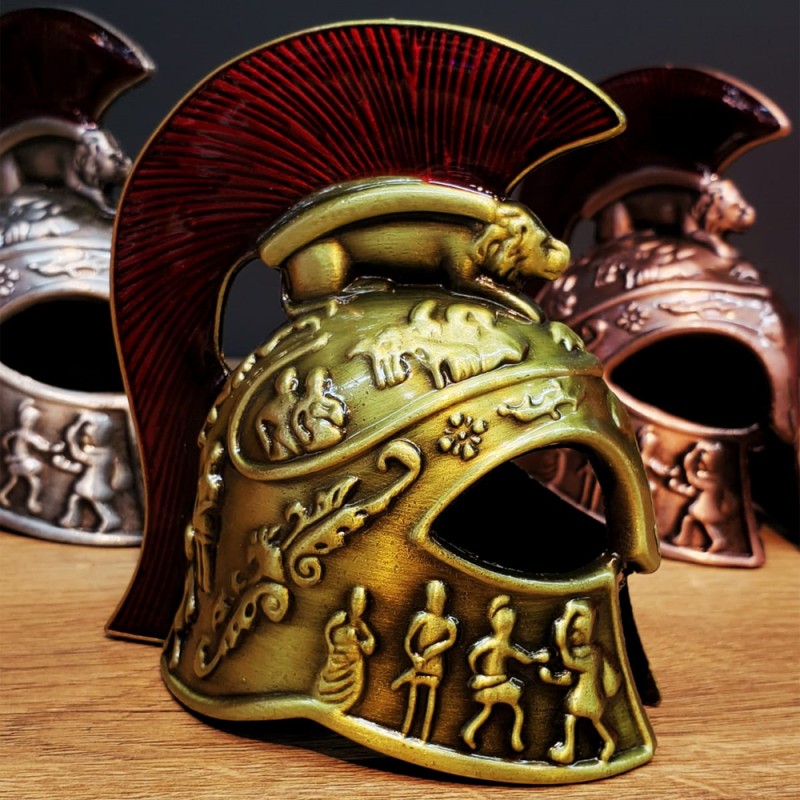 Metal Dekoratif Şövalye Miğferi Metal Dekoratif Şövalye Miğferi