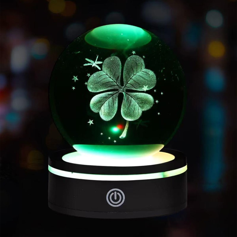 USB'li Yonca Tasarımlı Dönen Cam Küre USB'li Yonca Tasarımlı Dönen Cam Küre