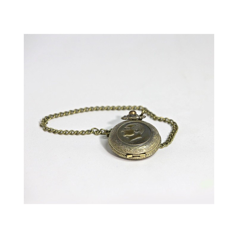 Atatürk Büstü Tasarımlı Köstekli Saat 