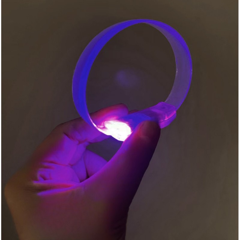 3 Modlu Pilli LED Işıklı Esnek Parti Bilekliği Mor 3 Modlu Pilli LED Işıklı Esnek Parti Bilekliği Mor