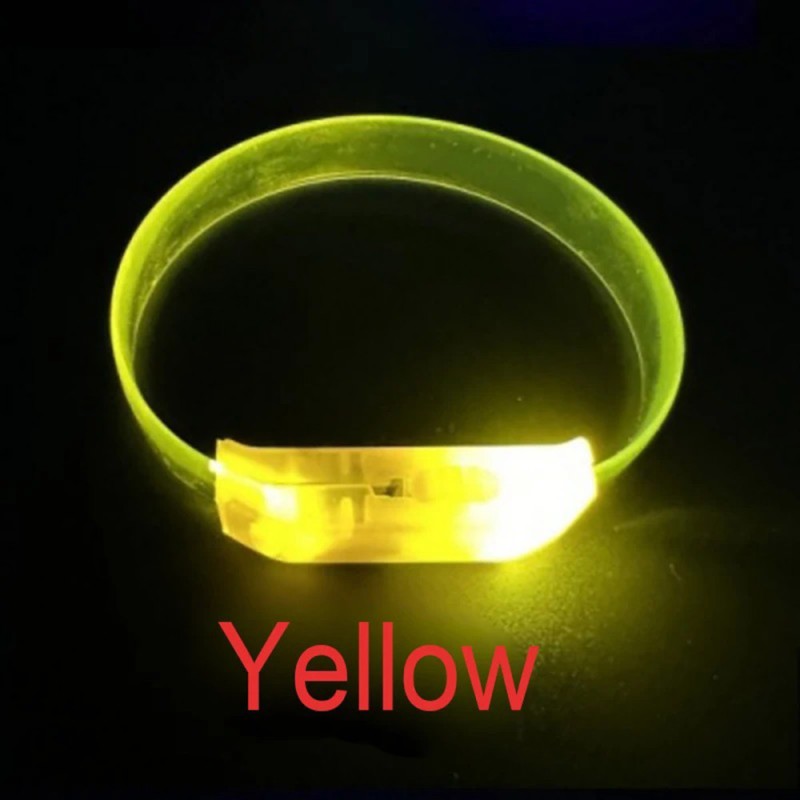 3 Modlu Pilli LED Işıklı Esnek Parti Bilekliği Sarı 3 Modlu Pilli LED Işıklı Esnek Parti Bilekliği Sarı