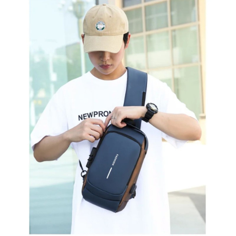 Powerbank Destekli Erkek Ön Göğüs Çantası Powerbank Destekli Erkek Ön Göğüs Çantası