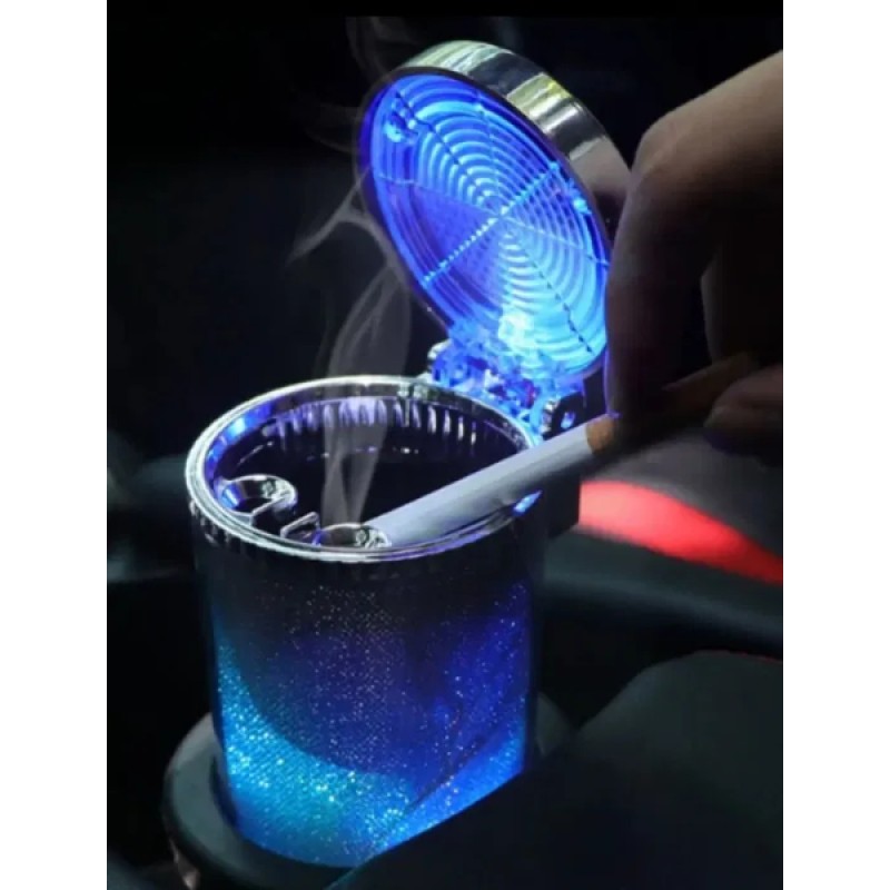 Araç İçi Oto Kokusuz Küllük RGB Işıklı Kapaklı Araç İçi Oto Kokusuz Küllük RGB Işıklı Kapaklı